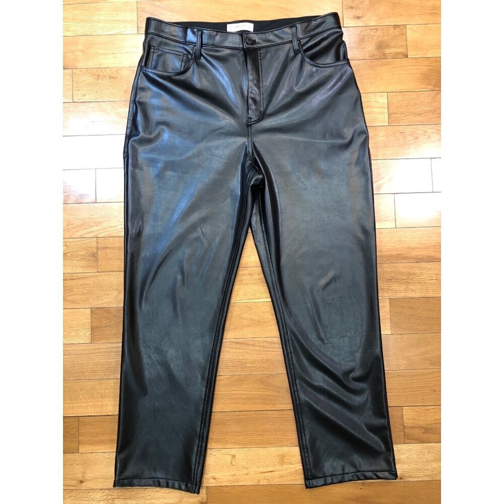 Abercrombie & Fitch The '90s Straight Ultra High Rise Faux Leather Pant Black 16